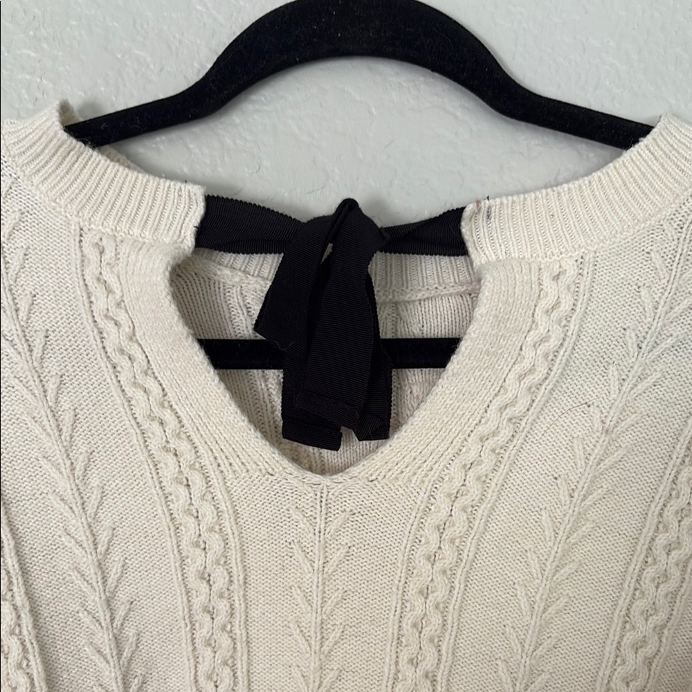Elegant Cream Cable Knit Sweater with Bow in Back - Picture 3 of 4